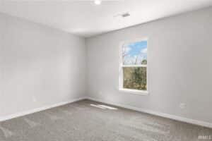 Empty Room Natural Light Hillside Trl