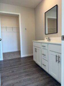 1305 S Walters Bathroom 2